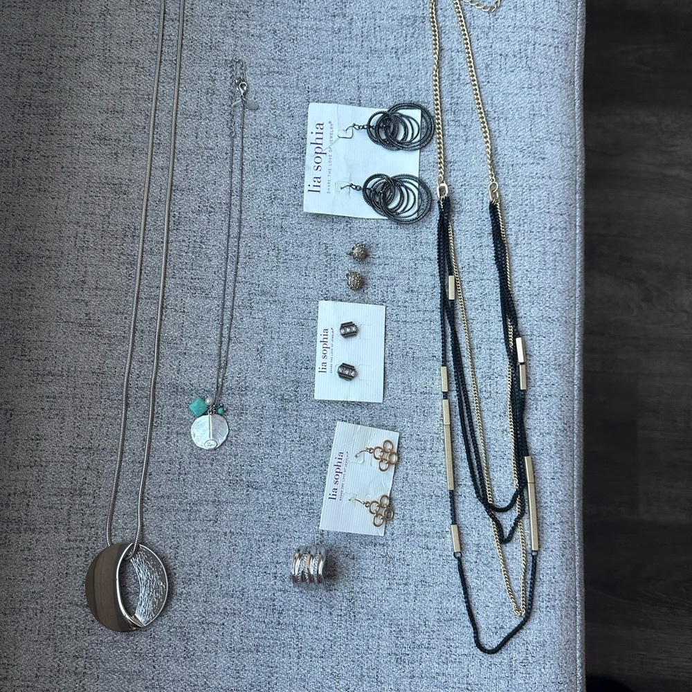 Lia Sophia Jewelry Brand New never worn / 3 Necklaces, 4 Earrings and 1 Ring